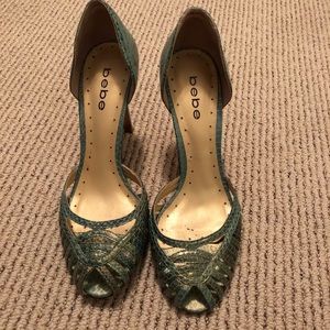 Bebe peep toe heel